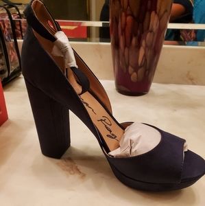 Navy blue suede sandal